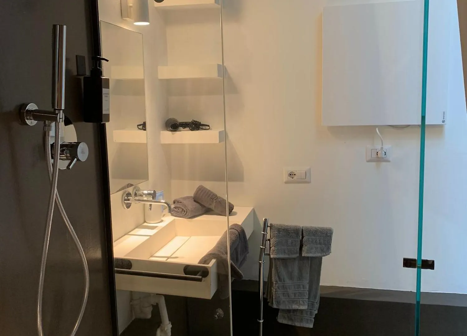 Torricelli 10 Apartment Milan